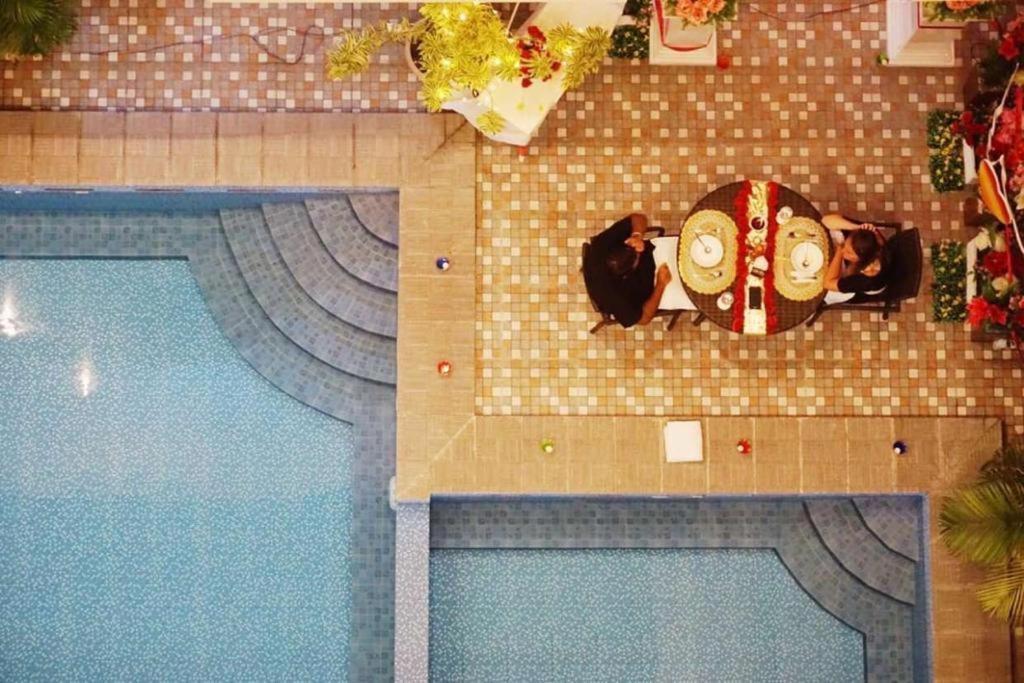 לנגור Grand Vilia Hotel מראה חיצוני תמונה