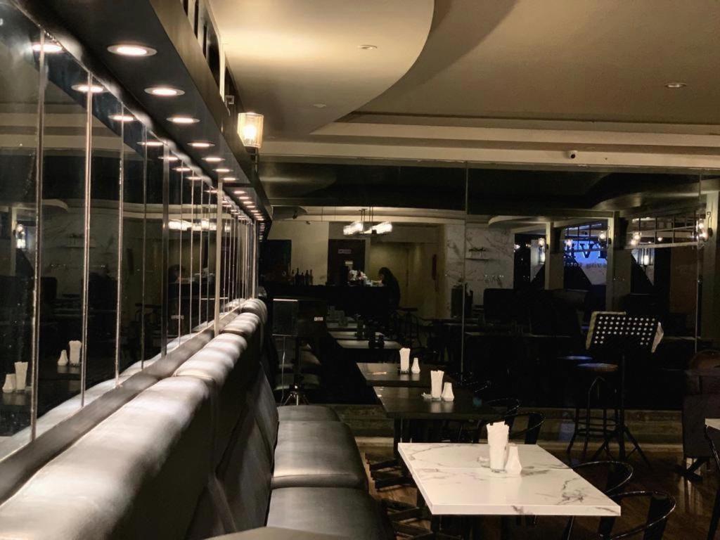 לנגור Grand Vilia Hotel מראה חיצוני תמונה