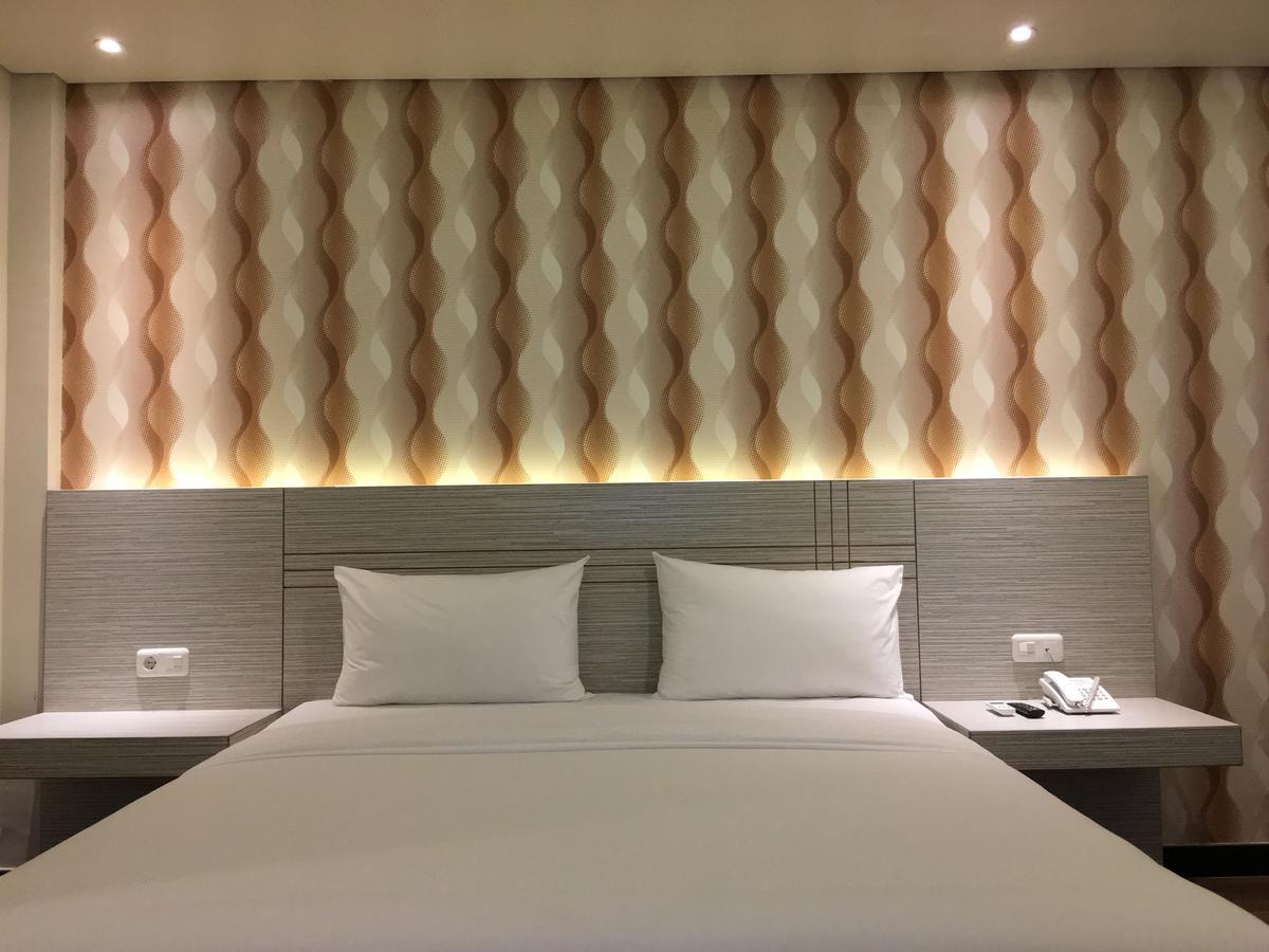 לנגור Grand Vilia Hotel מראה חיצוני תמונה