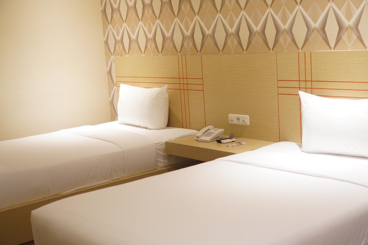 לנגור Grand Vilia Hotel מראה חיצוני תמונה